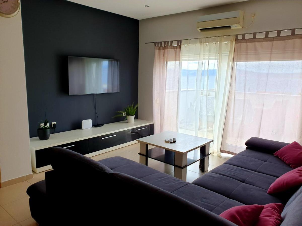 Apartman Lara ツリクヴェニツァ エクステリア 写真